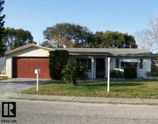 3049 Fairmount Dr., Holiday, FL 34691