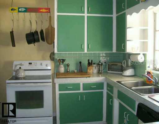 2828 8th Ave., St Petersburg, FL 33713