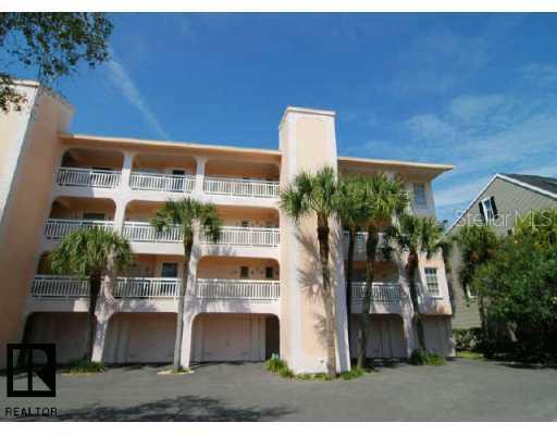 370 8th Ave. #9, Tierra Verde, FL 33715