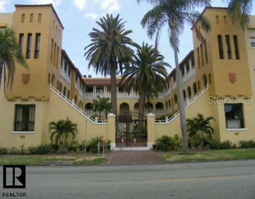 210 22nd Ave. #5, St Petersburg, FL 33704