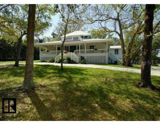 2121 Woods Ct., Palm Harbor, FL 34683