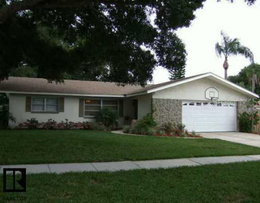 1000 Woodbrook Dr., Largo, FL 33770