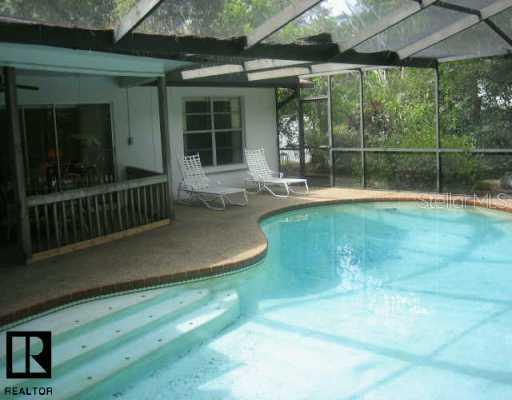 905 Serpentine Dr., St Petersburg, FL 33705