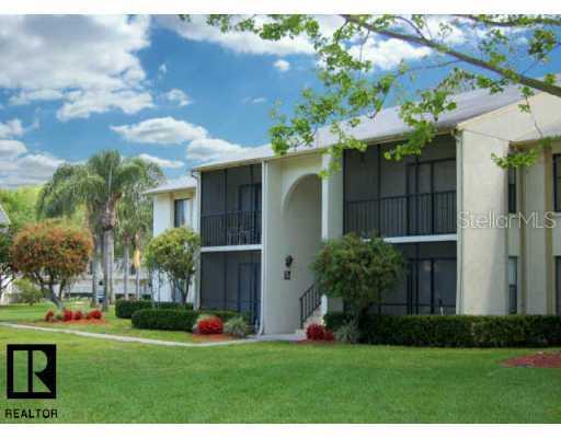 1424 Pine Glen Ln. #211B1, Tarpon Springs, FL 34688