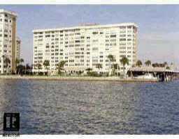 4550 Cove Cir. #1208, St Petersburg, FL 33708