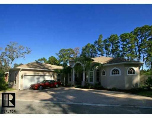23701 Acorn Hill Dr., Lutz, FL 33559