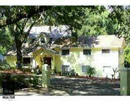 1207 Lakewood Dr., Brandon, FL 33510