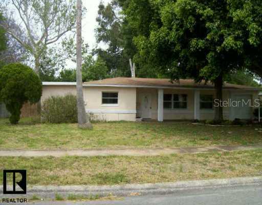 5791 5 St., St Petersburg, FL 33705