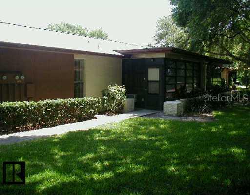 2300 Shelly Dr. #C, Palm Harbor, FL 34684