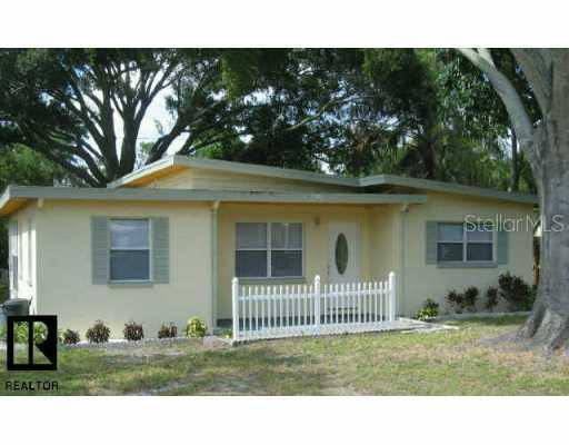 1948 Ridgewood Dr., Clearwater, FL 33763