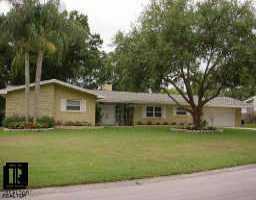 1825 Oak Park Dr., Clearwater, FL 33764