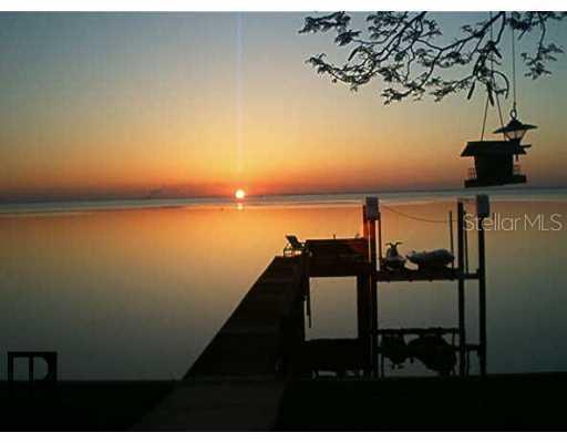 4170 Coquina Key Dr., St Petersburg, FL 33705