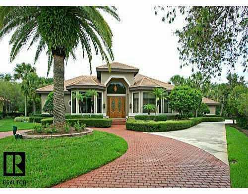 2401 Huntington Blvd., Safety Harbor, FL 34695