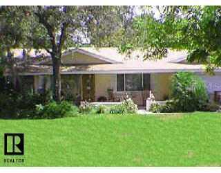 848 Riverside Dr., Tarpon Springs, FL 34689