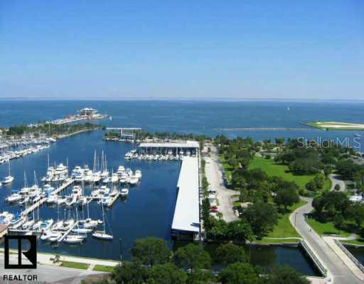 1 Beach Dr. #2002, St Petersburg, FL 33701