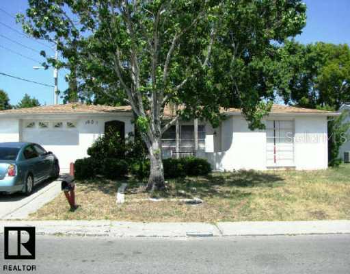 9005 Mark Twain Ln., Port Richey, FL 34668