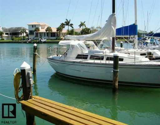 557 Pinellas Bayway #103, Tierra Verde, FL 33715