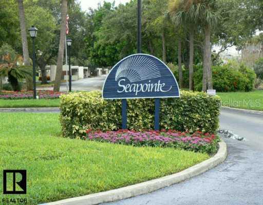 7550 Sunshine Skyway Ln. #P-11, St. Petersburg, FL 33711