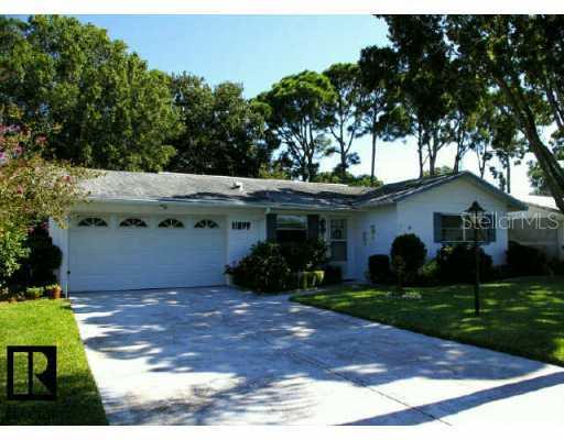 11099 65th Ter., Seminole, FL 33772
