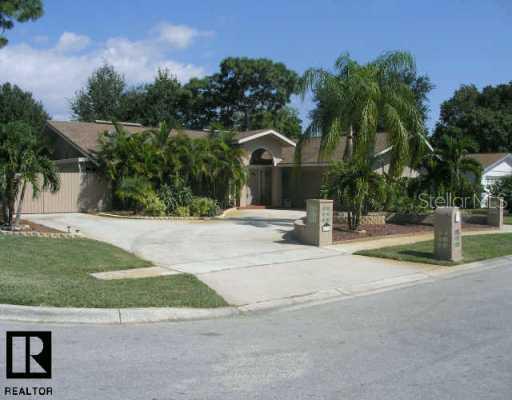 12191 94th St., Largo, FL 33773
