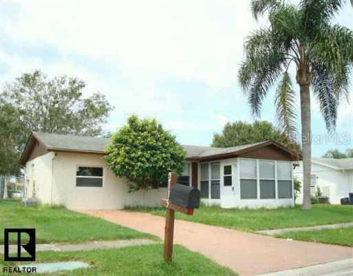 2115 Harrison Dr., Holiday, FL 34691