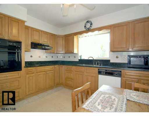 8928 Oak St., St Petersburg, FL 33702