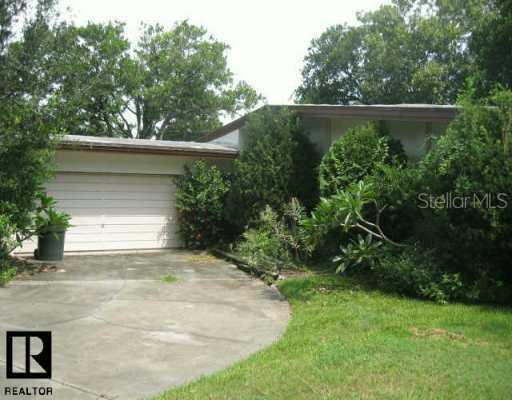 1075 Phyllis Ave., Largo, FL 33771