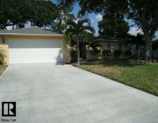 11895 Walker Ave., Seminole, FL 33772