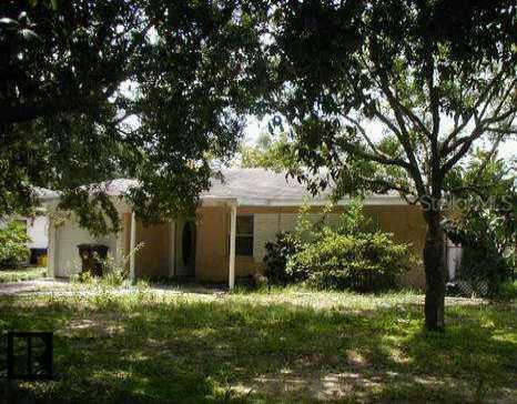 682 Eagle Ave., Eagle Lake, FL 33839