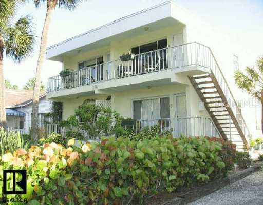 108 14th Ave. #3, St Pete Beach, FL 33706