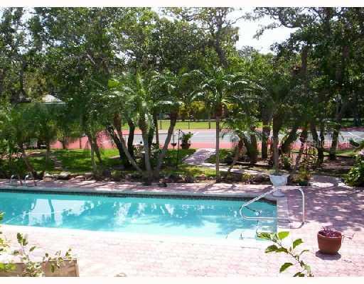 10675 Spring St., Largo, FL 33774