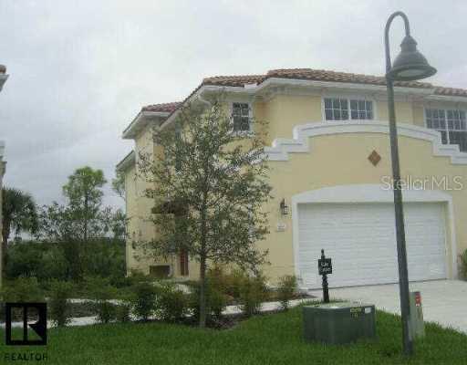 156 Valencia Cir., St Petersburg, FL 33716