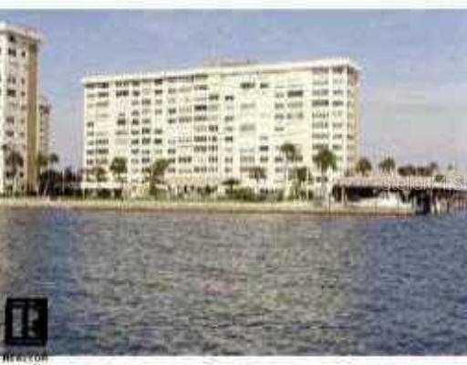 4550 Cove Cir. #503, St Petersburg, FL 33708