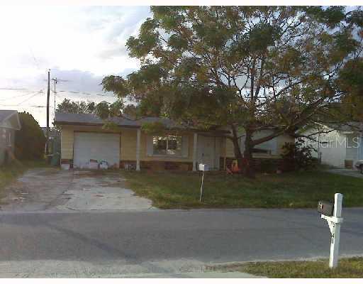 3549 Devonshire Dr., Holiday, FL 34691