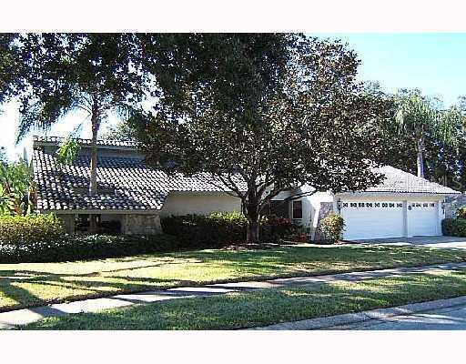 10346 Barry Dr., Largo, FL 33774