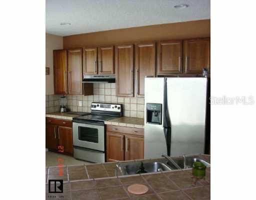 576 Shoreham Ct., St Petersburg, FL 33716