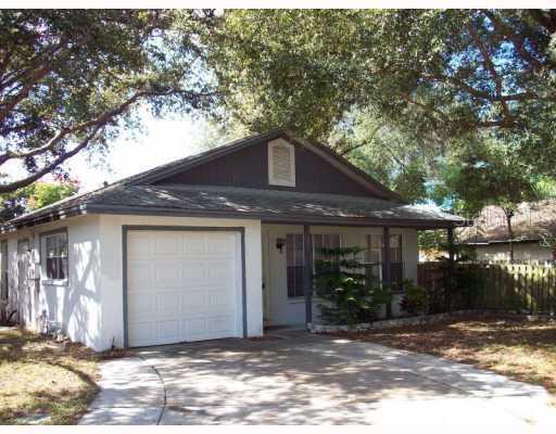 2657 Lazar Ct., Palm Harbor, FL 34684