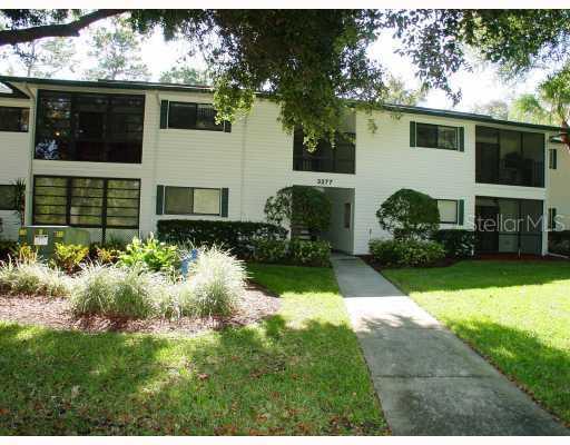 3277 Fox Chase Cir. #205, Palm Harbor, FL 34683