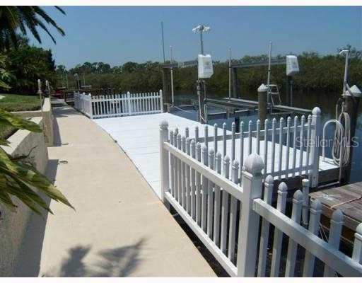 6325 Garland Ct., New Port Richey, FL 34652