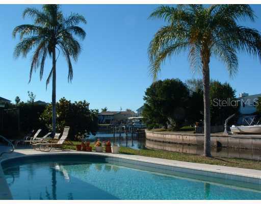 144 Carlyle Dr., Palm Harbor, FL 34683