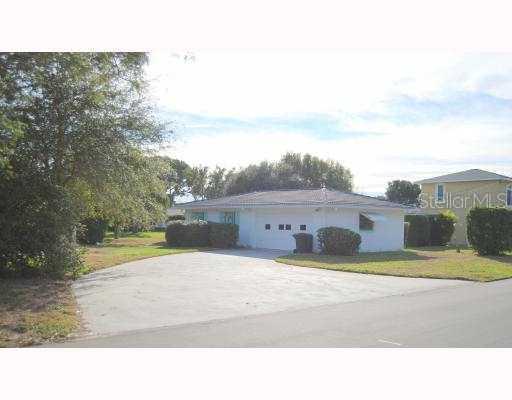 372 Keating Dr., Largo, FL 33770
