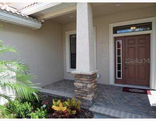 2711 Lakebreeze Ln., Clearwater, FL 33759