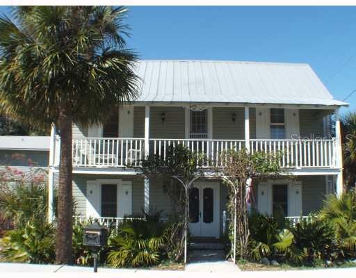 551 Omaha St., Palm Harbor, FL 34683