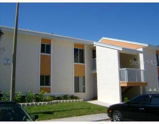 9940 7th Way #103, St Petersburg, FL 33702