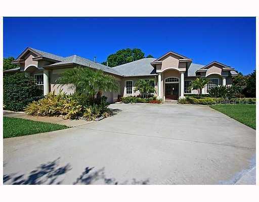 2223 Serenity Ln., Palm Harbor, FL 34683