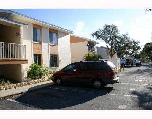 776 100th Ave. #203, St Petersburg, FL 33702