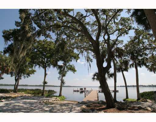 2638 Grand Lakeside Dr., Palm Harbor, FL 34684