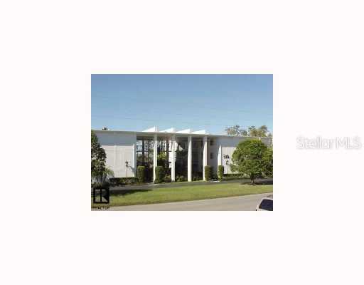 50 Harbor View Ln. #33, Belleair Bluffs, FL 33770