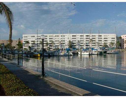 5840 30th Ave. #105, Gulfport, FL 33707