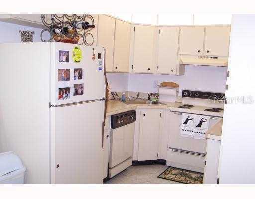 3211 Lake Pine Way #B-2, Tarpon Springs, FL 34688